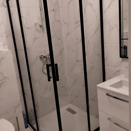 דירה Lakeview Skyline With Free Parking בוקרשט