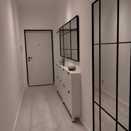 Lakeview Skyline With Free Parking