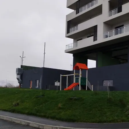 Lakeview Skyline With Free Parking * בוקרשט