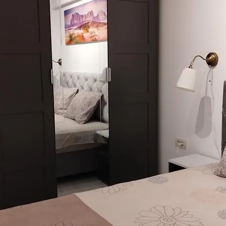 Lakeview Skyline With Free Parking דירה בוקרשט