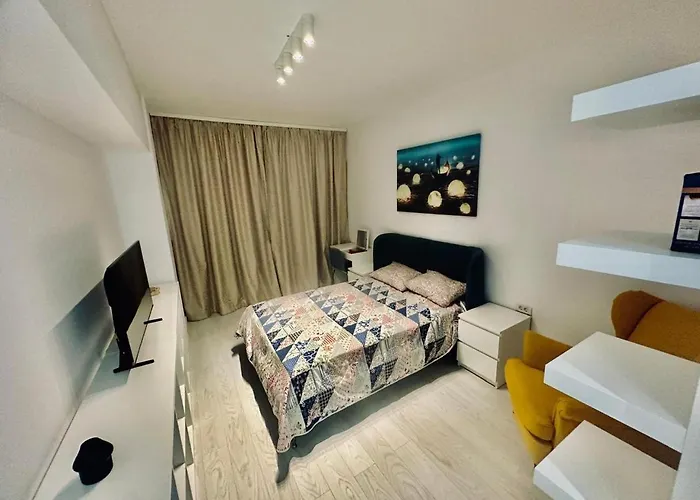 Lakeview Skyline With Free Parking Bucharest